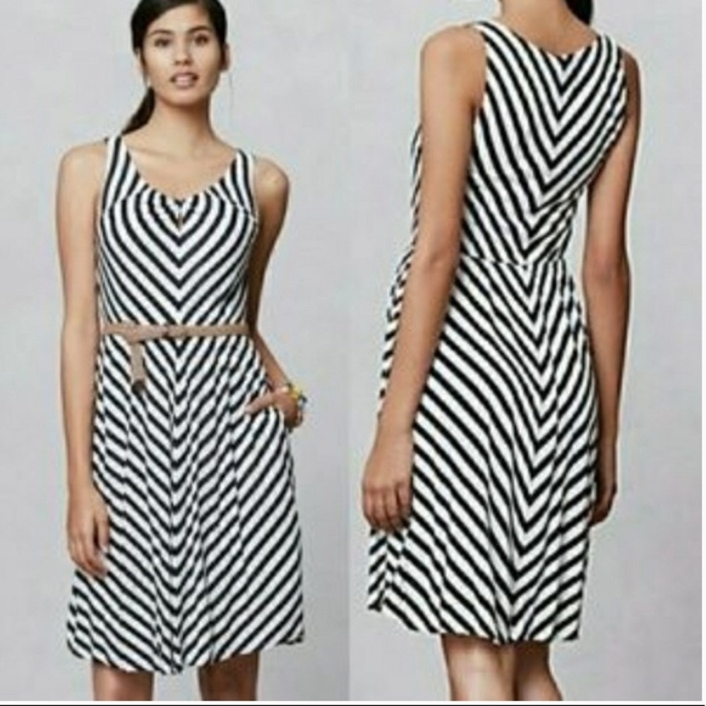 Anthropologie Lilka Navy and White Midi Dress